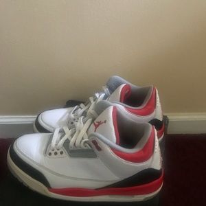 Fire red 3s